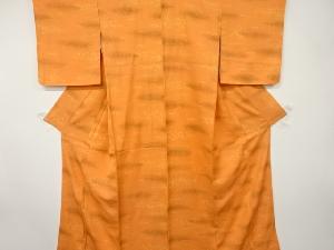 霞に色紙散らし模様小紋着物